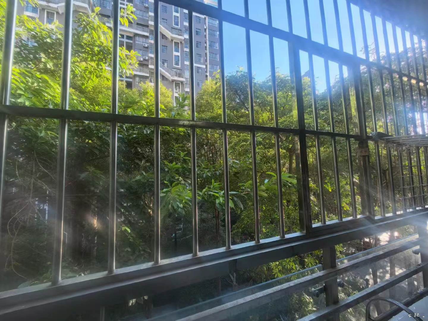 金辰湾两房两厅出售 八一五中学区房